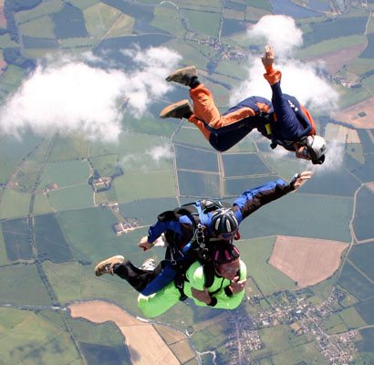 Tandem exit with cameraman.